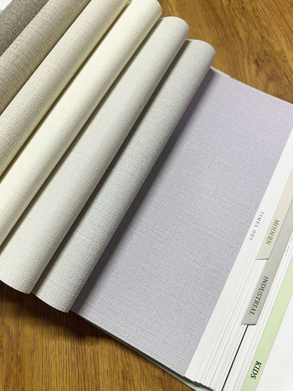 Giấy dán tường Hàn Quốc mẫu 13