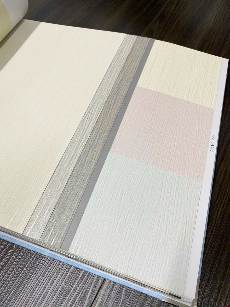 Giấy dán tường Hàn Quốc mẫu 7